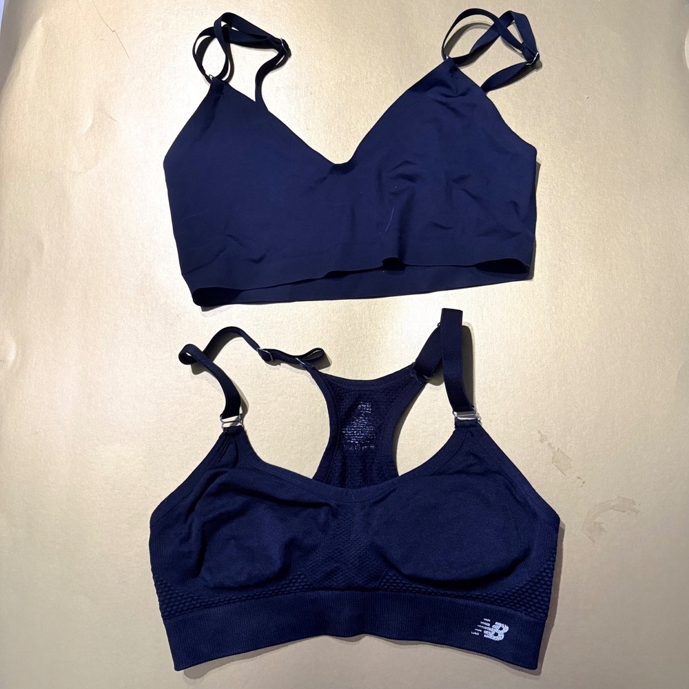New Balance Sports Bra and Seamless V-Neck Bralette Bundle Black  Small